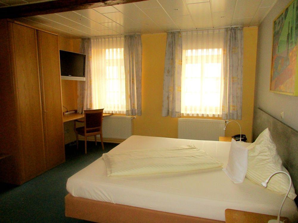 Hotel Restaurant Zehntscheune Sinsheim Eksteriør billede